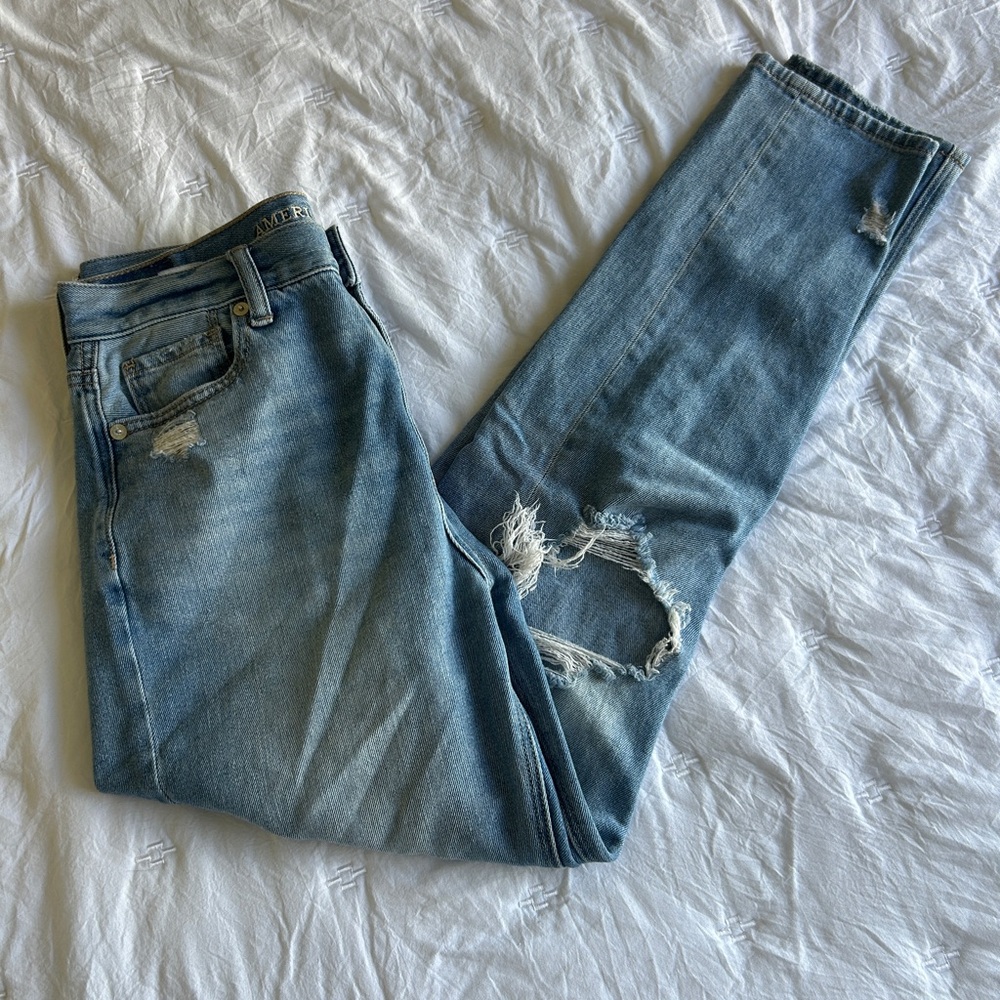 American Eagle Mom Jeans